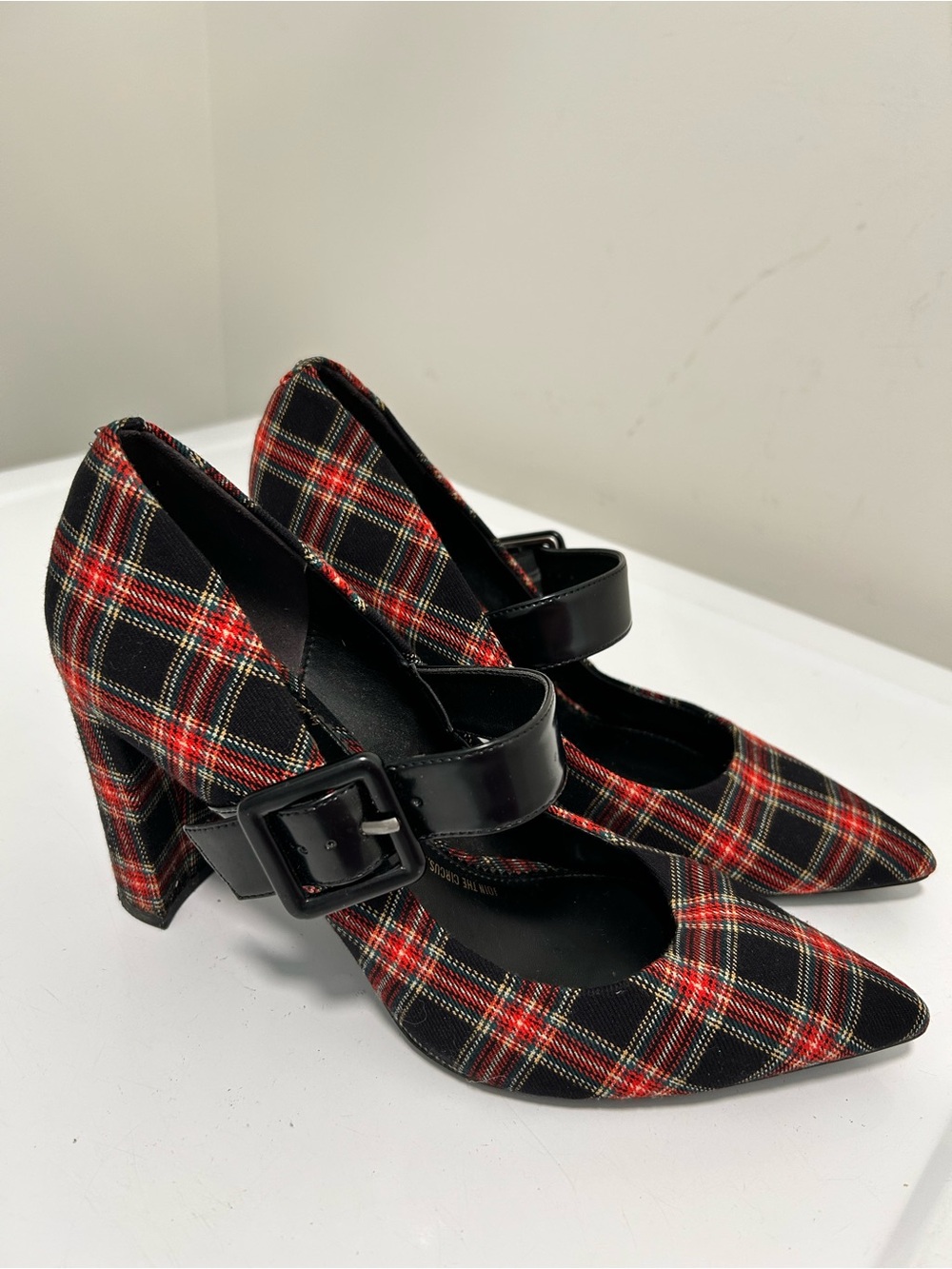 Circus by Sam Edelman Plaid Buckle Mary Jane Pumps Red Black Size 8